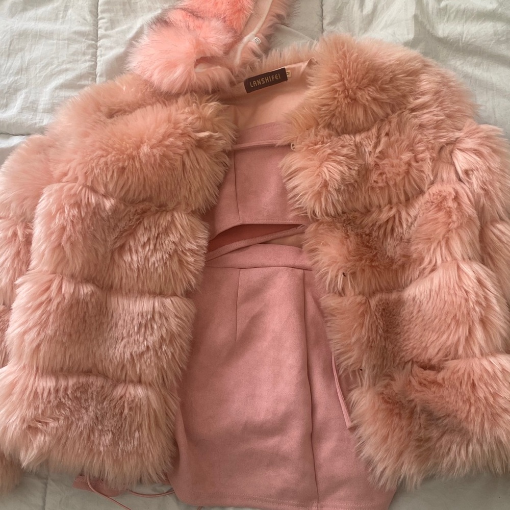 pink fur Killa Cam / Cam’ron Halloween costume